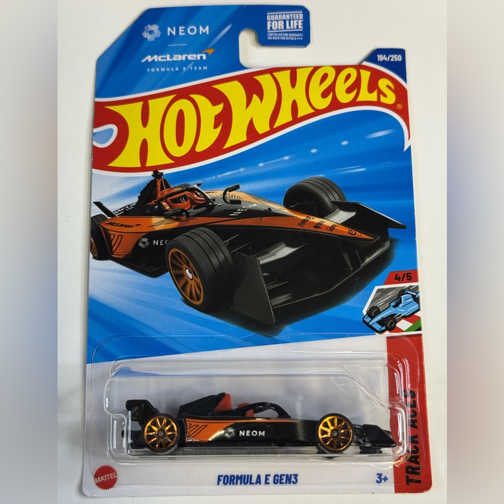 Hot Wheels MCLAREN FORMULA E GEN3 TRACK ACES 4/5